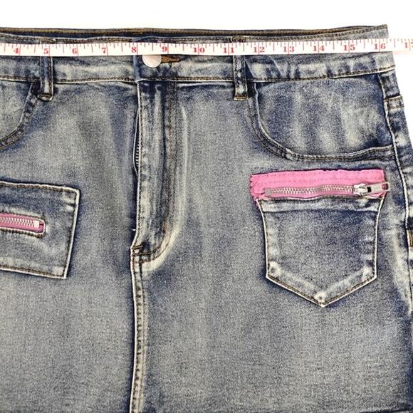 Blue Jean skirt with Pink on front pockets s/m - Picture 6 of 8